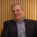 Porträt von Prof. Dr. Tobias Eisenberg, Fachtierarzt für Mikrobiologie